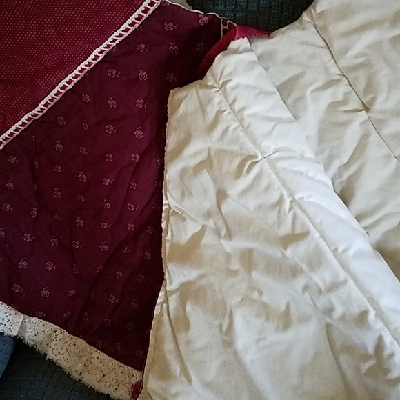 Victorian tree skirt - Picture 2 of 3